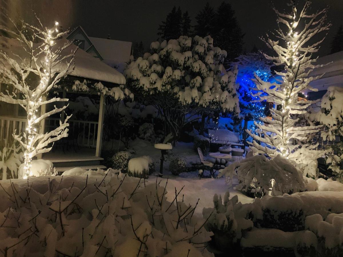 Crystal'S View Bed & Breakfast North Vancouver Eksteriør bilde