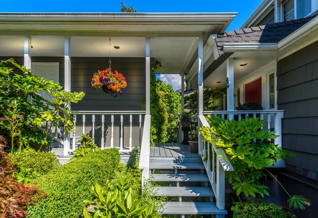 Crystal'S View Bed & Breakfast North Vancouver Eksteriør bilde